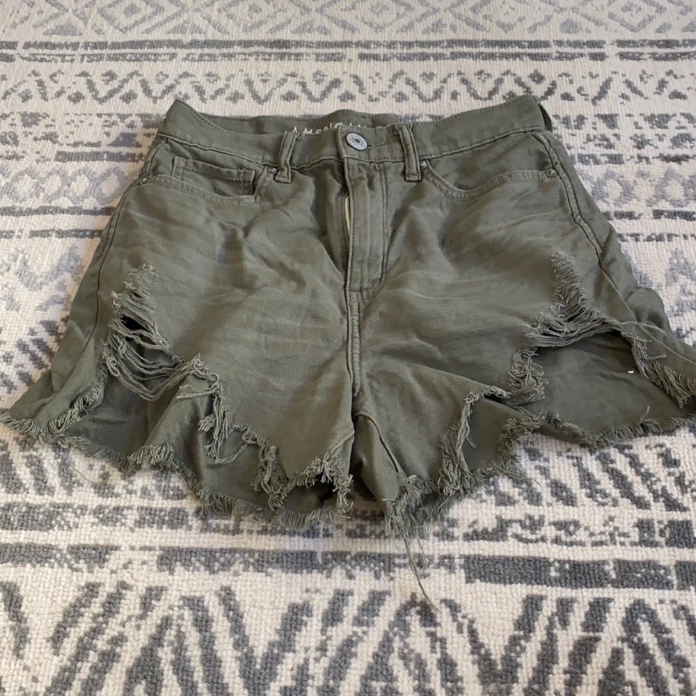American Eagle Green Highest Rise Mom Short